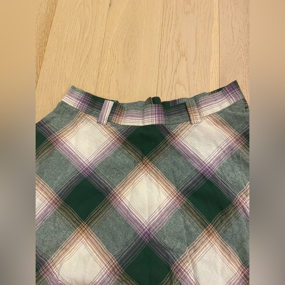 Jazzy A-line Skirt in Green Plaid - Picture 4 of 6